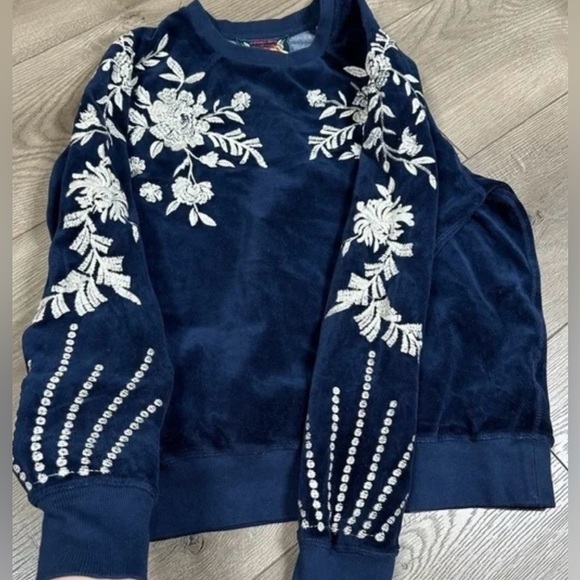 Johnny Was Leona Relaxed Velour Raglan top, size S - Picture 8 of 10